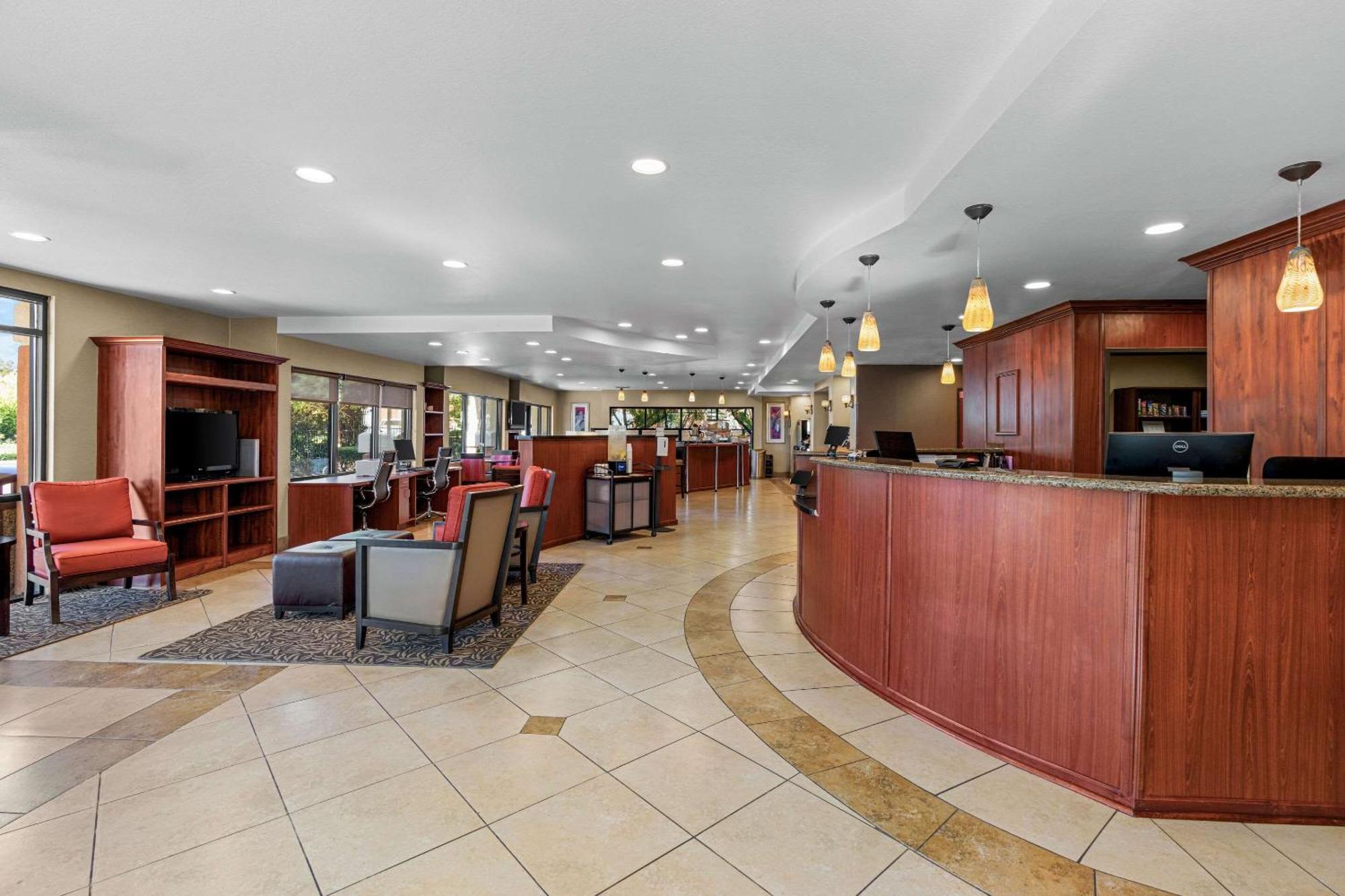 Comfort Suites Vacaville-Napa Valley Area Exteriér fotografie